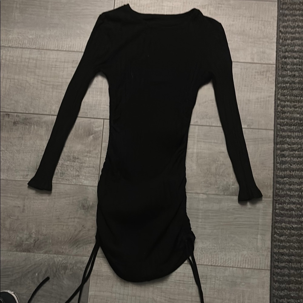 Elegant Black Long Sleeve Dress
